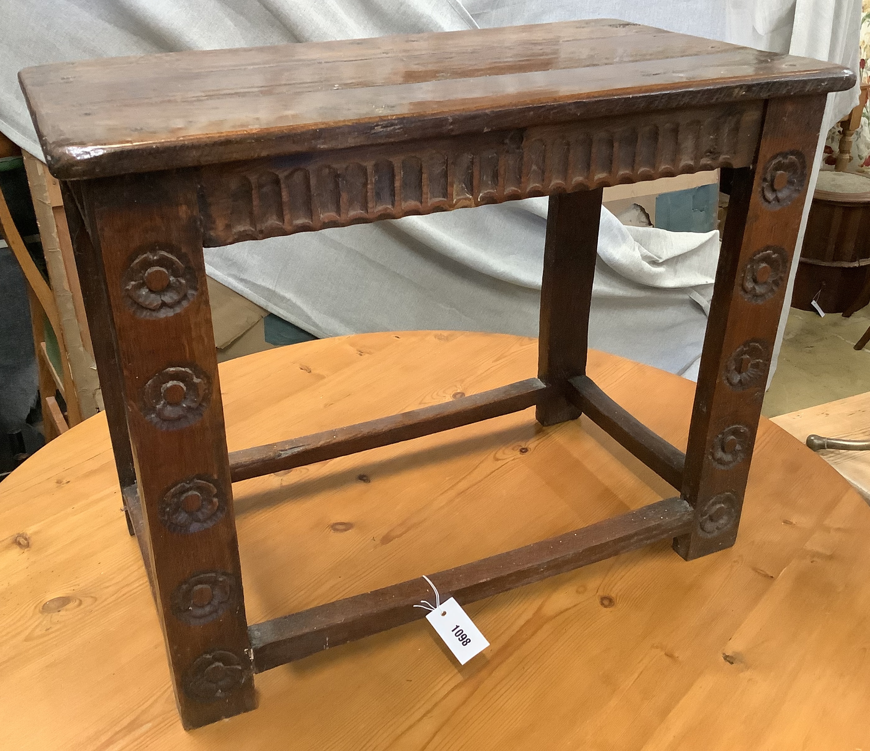 An 18th century style rectangular oak occasional table, length 74cm, depth 42cm, height 58cm